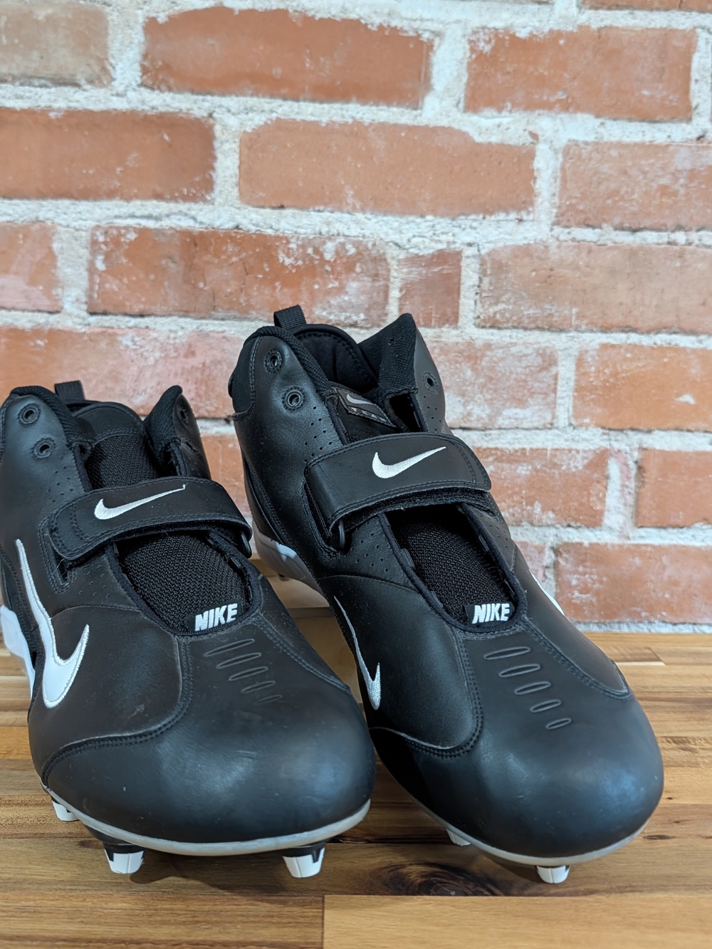 Nike Open Field Cleats Black/White Shoes Men's Sz 16